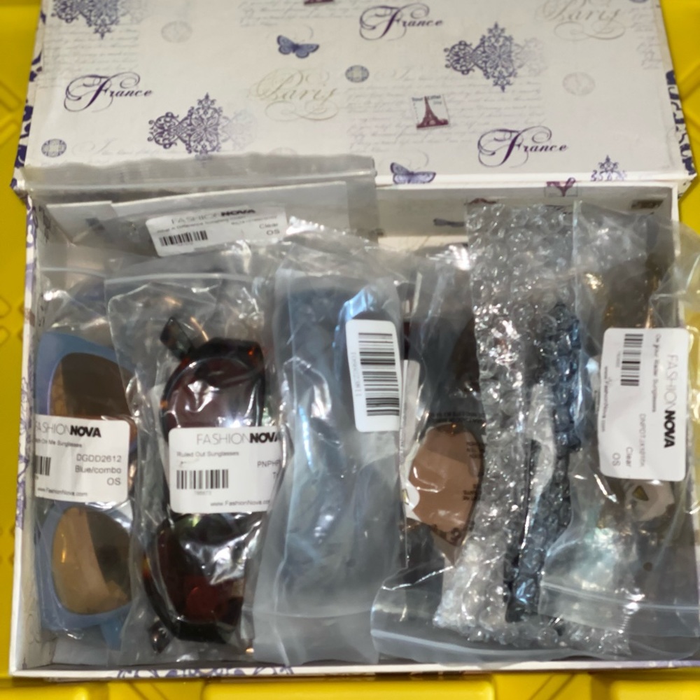 Sunglasses Lot/20 Pair